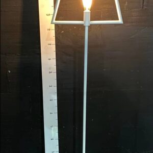 Торшер контурний