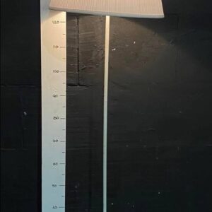 Торшер з жатим абажуром