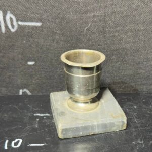 Підсвічних хромовий ретро