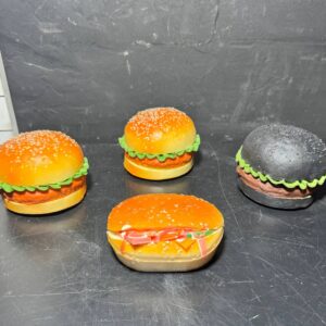 Гамбургери бутафорні