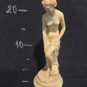 Беж Дівчина