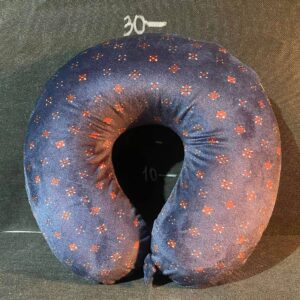 Подушка дорожня чорна