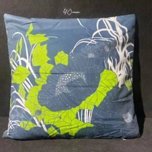 Подушка салатова з сірим