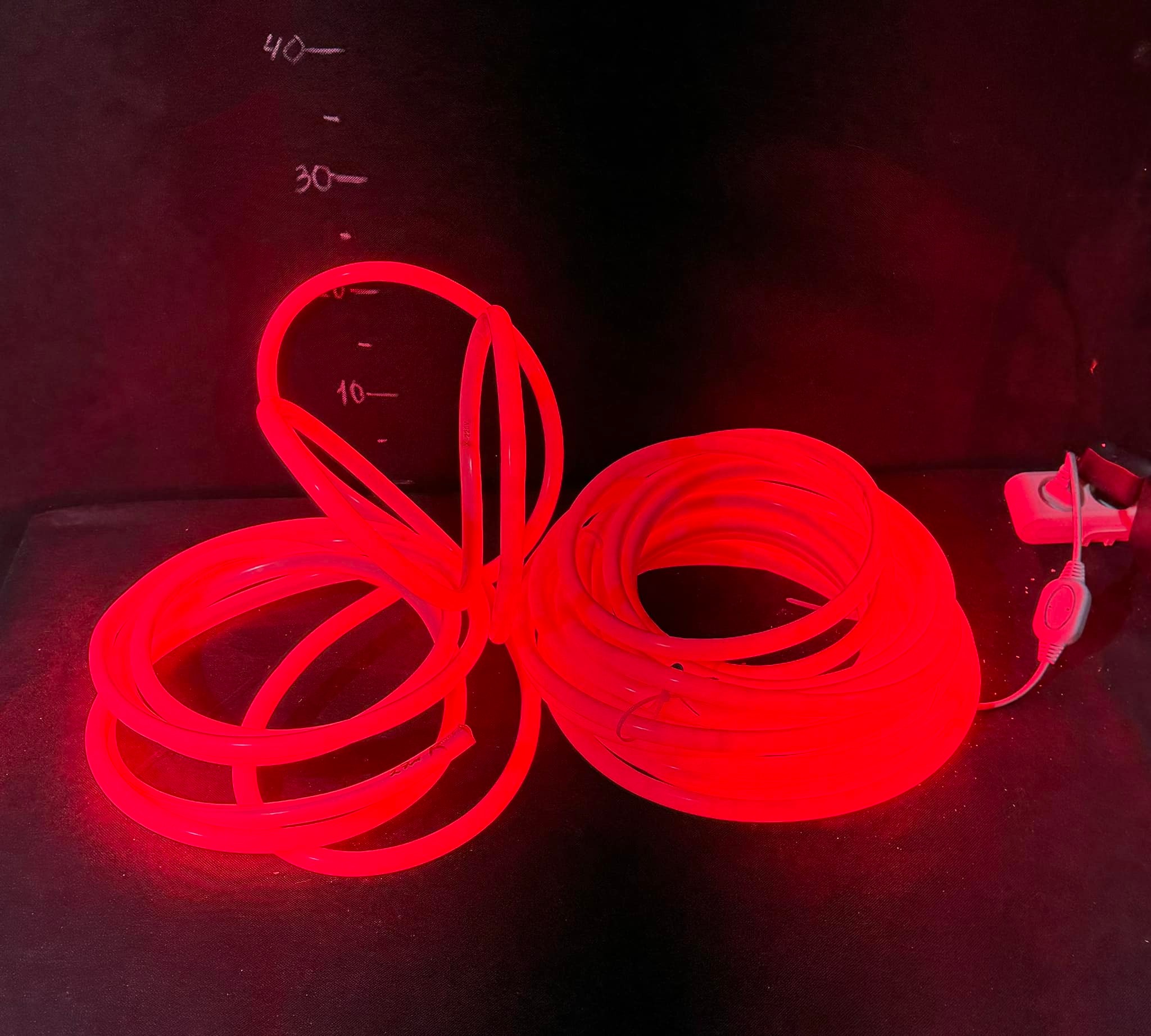 Неон моток червоний