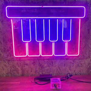 Неон вивіска "Клавіші"